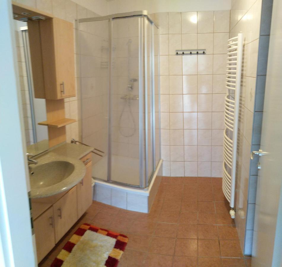Haus Kiko Apartman Velden am Wörthersee Kültér fotó